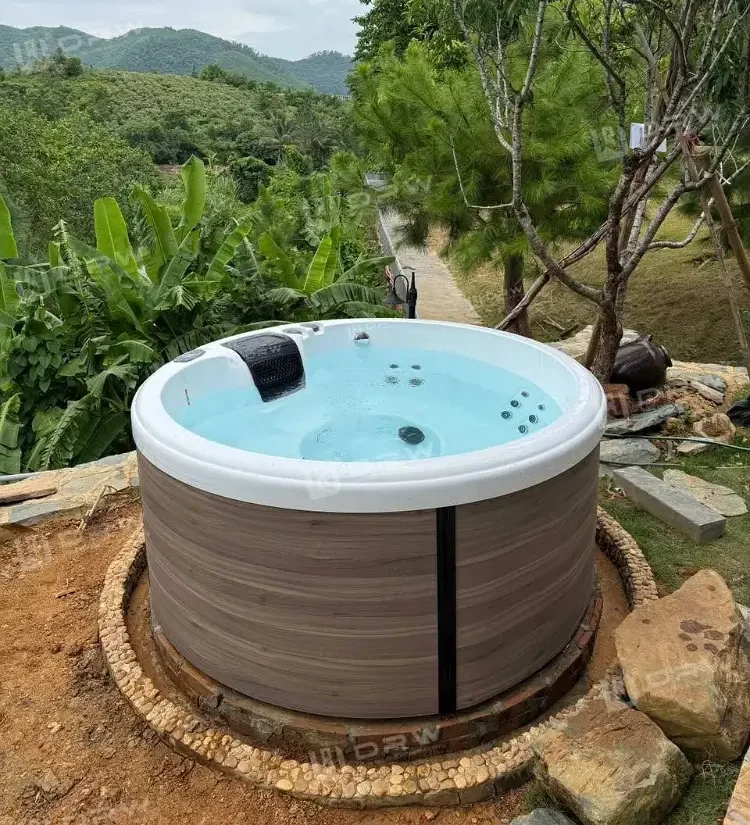 VÌ SAO NGÀY CÀNG NHIỀU VILLA, RESORT LỰA CHỌN BỒN TẮM SPA JACUZZI?